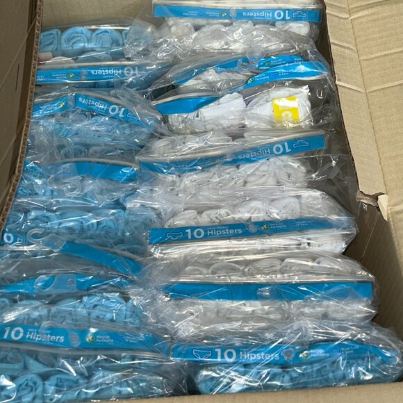 Hanes Girls' Tagless Hipsters – LOT - 240 pcs – 24 packs (10 ea) – Sz 8 - NEW - Picture 2 of 3